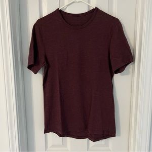 Men’s Lululemon 5 year basic tee (S)